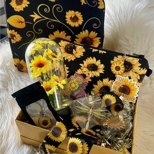 Sunflower Gift Set with Black and Yellow Accents